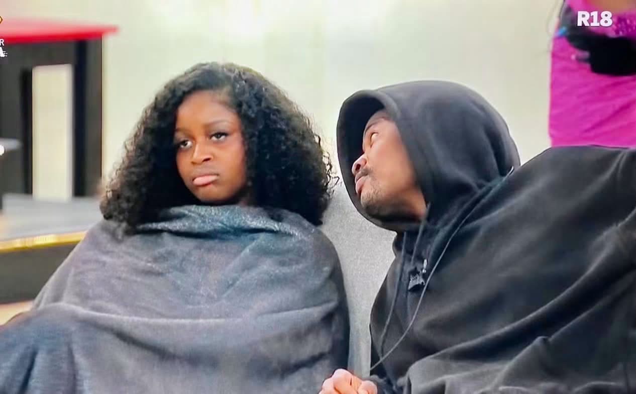 Temi speaking to fellow BBNaija housemate Aikou